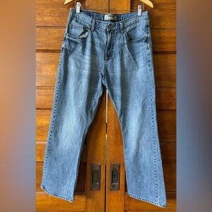 Wrangler Men’s Classic Blue Denim Jeans